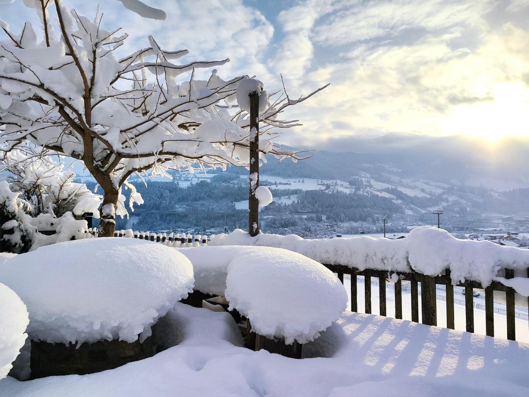 Ferienwohnung Hoellwart - Exclusiv, Ruhige Lage, Panoramablick บิชชอฟส์โฮเฟน ภายนอก รูปภาพ